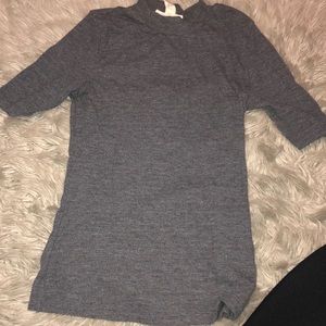 Forever 21 short sleeve mock neck shirt